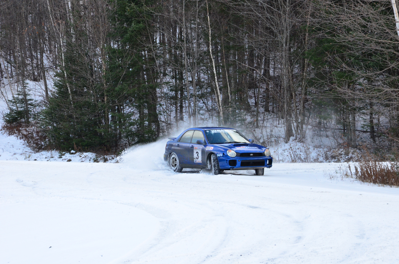 Illustration for article titled How To Use Weight Transfer To Keep Your Car Out Of A Ditch This Winter